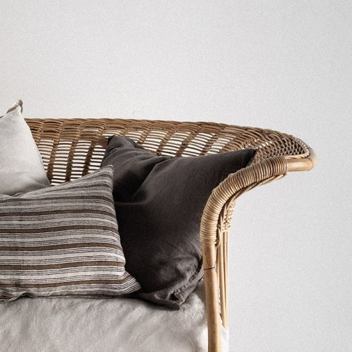 LINEN THROW PILLOW | TAUPE