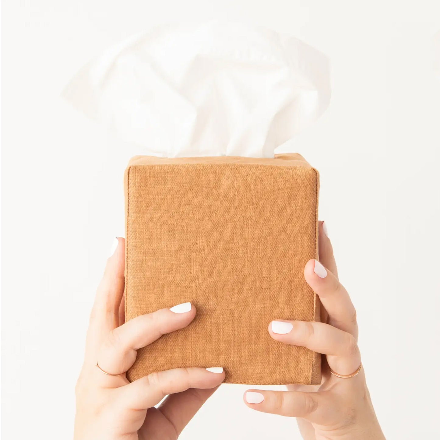 LINEN TISSUE BOX COVER | FAWN
