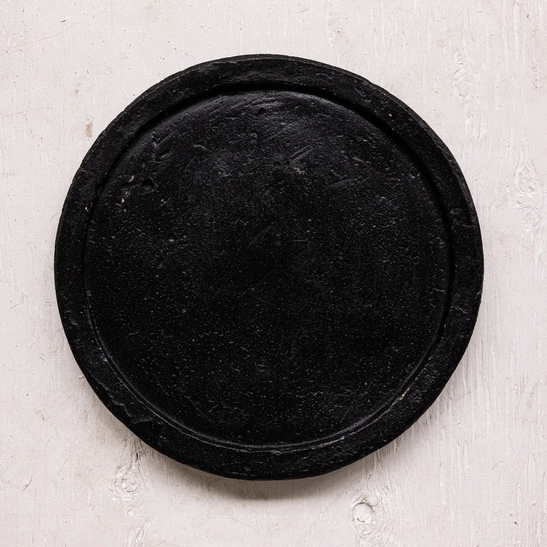 VINTAGE STONE VILLAGE PLATE