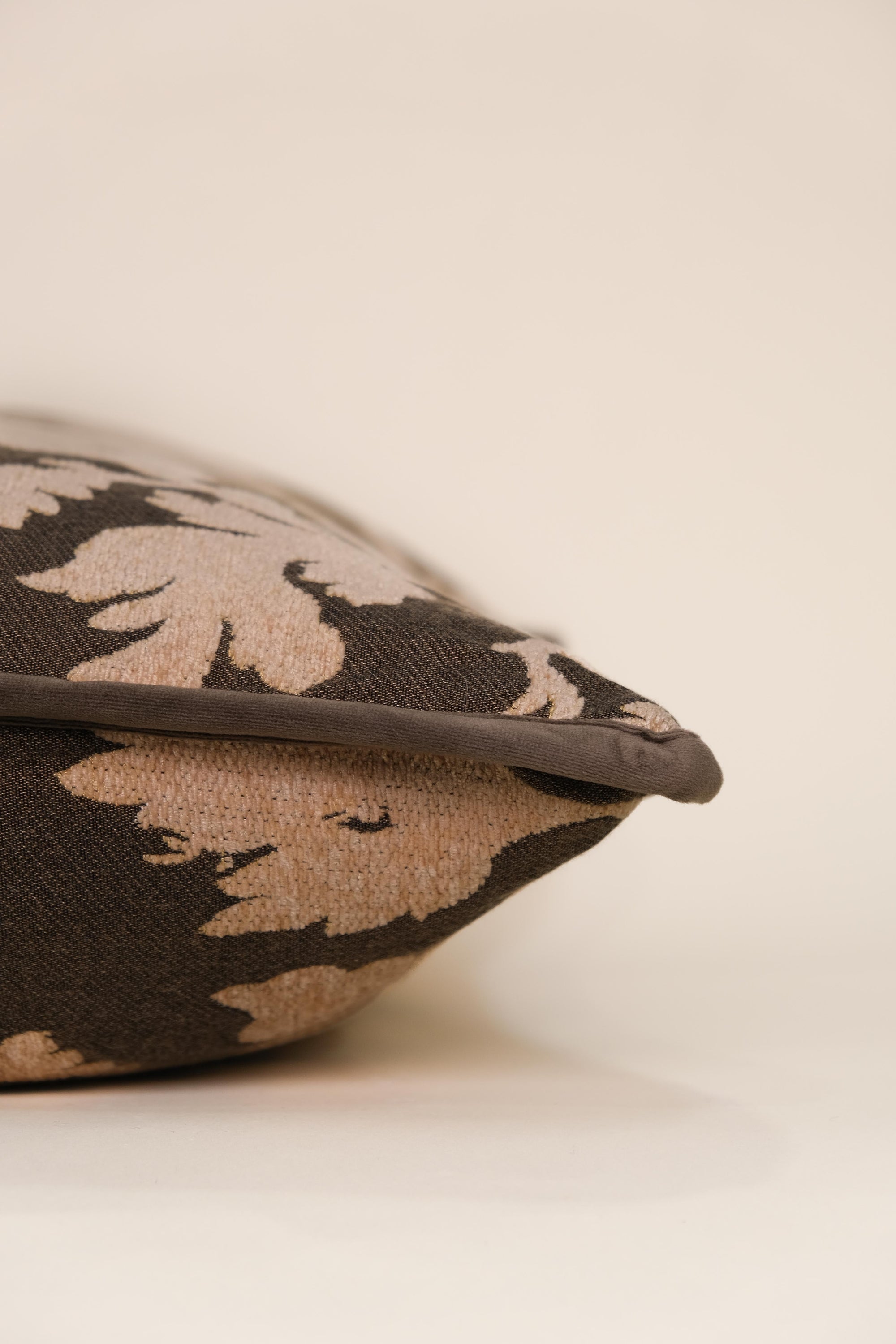 Benice Tapestry Pillow