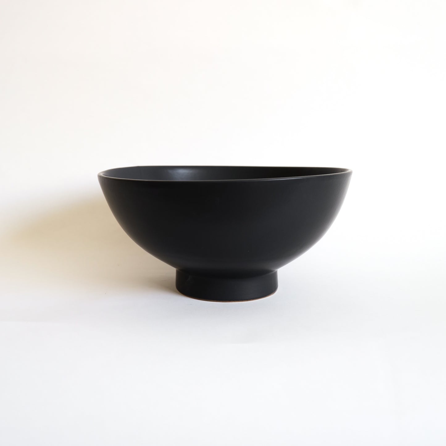 CLASSIC FOOTED BOWL