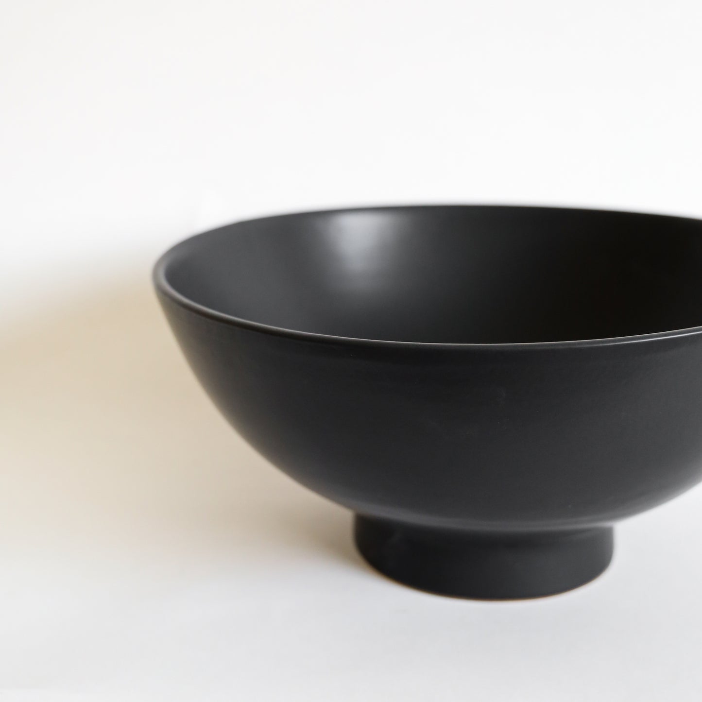 CLASSIC FOOTED BOWL