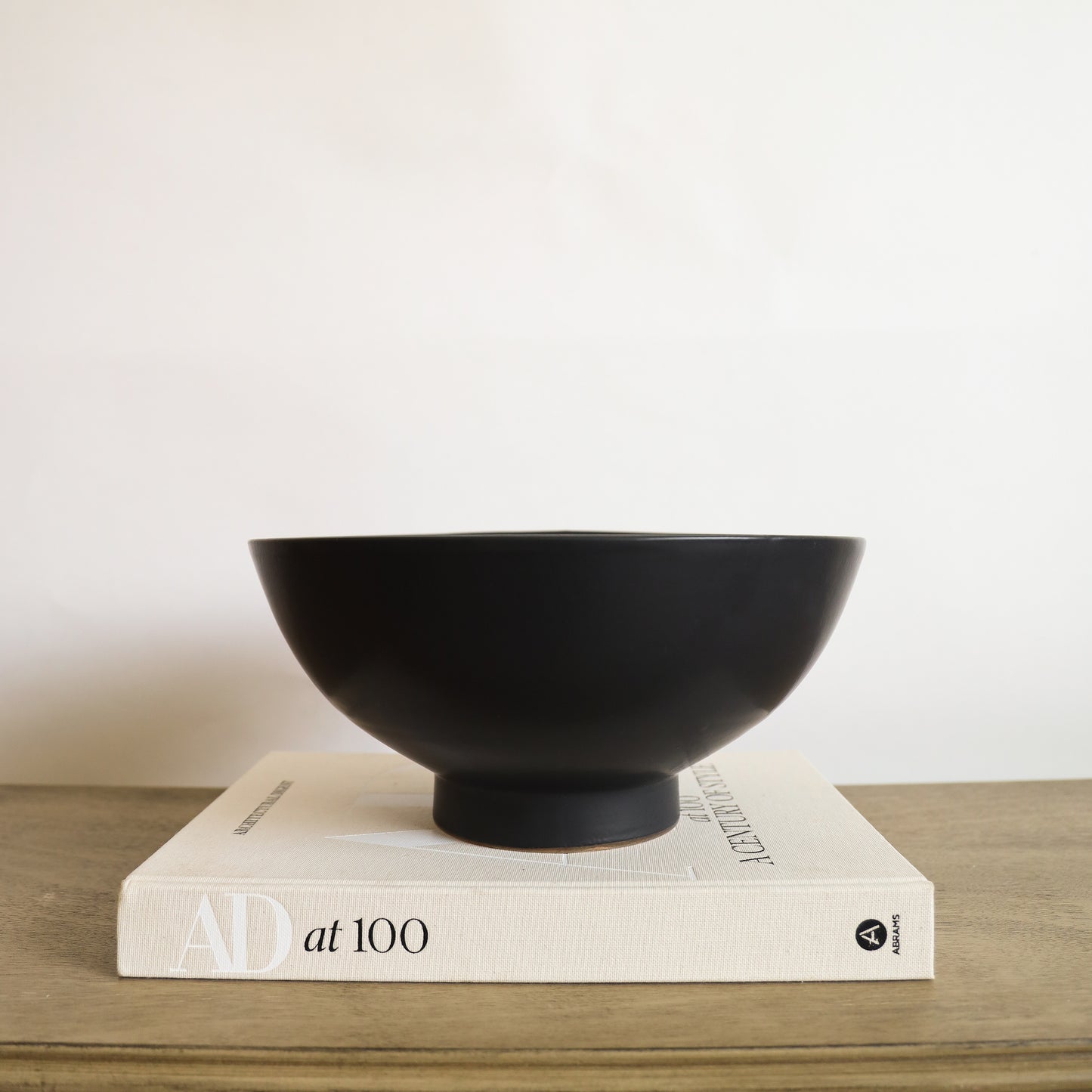 CLASSIC FOOTED BOWL