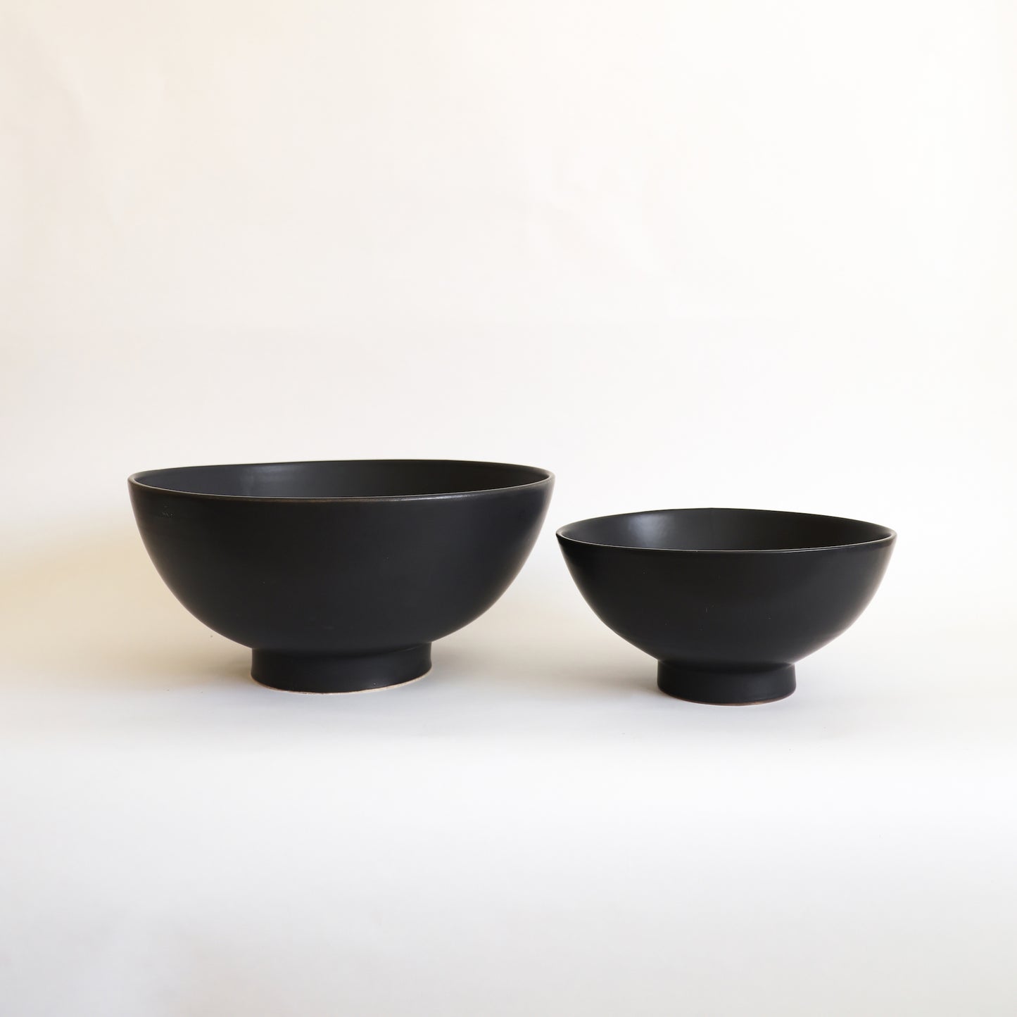 CLASSIC FOOTED BOWL