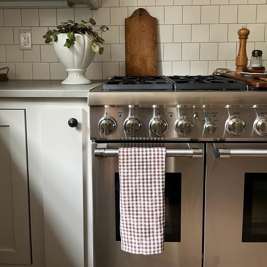 GINGHAM LINEN TEA TOWELS