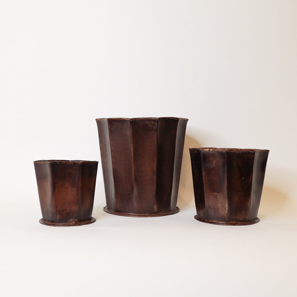 Leathered Fluted Pots