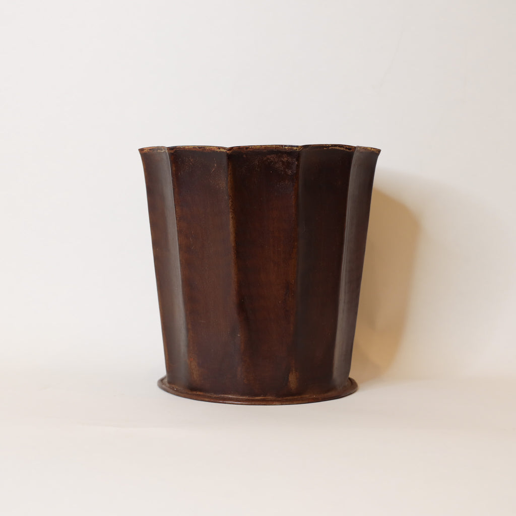 Leathered Fluted Pots