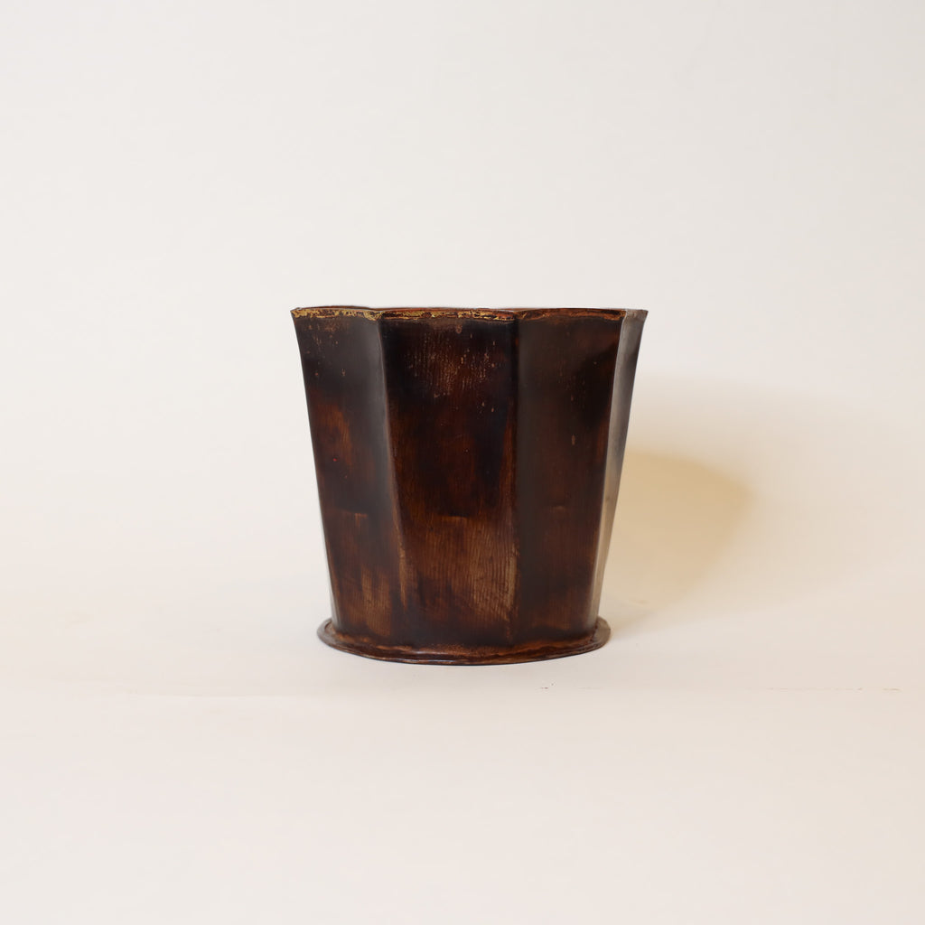 Leathered Fluted Pots