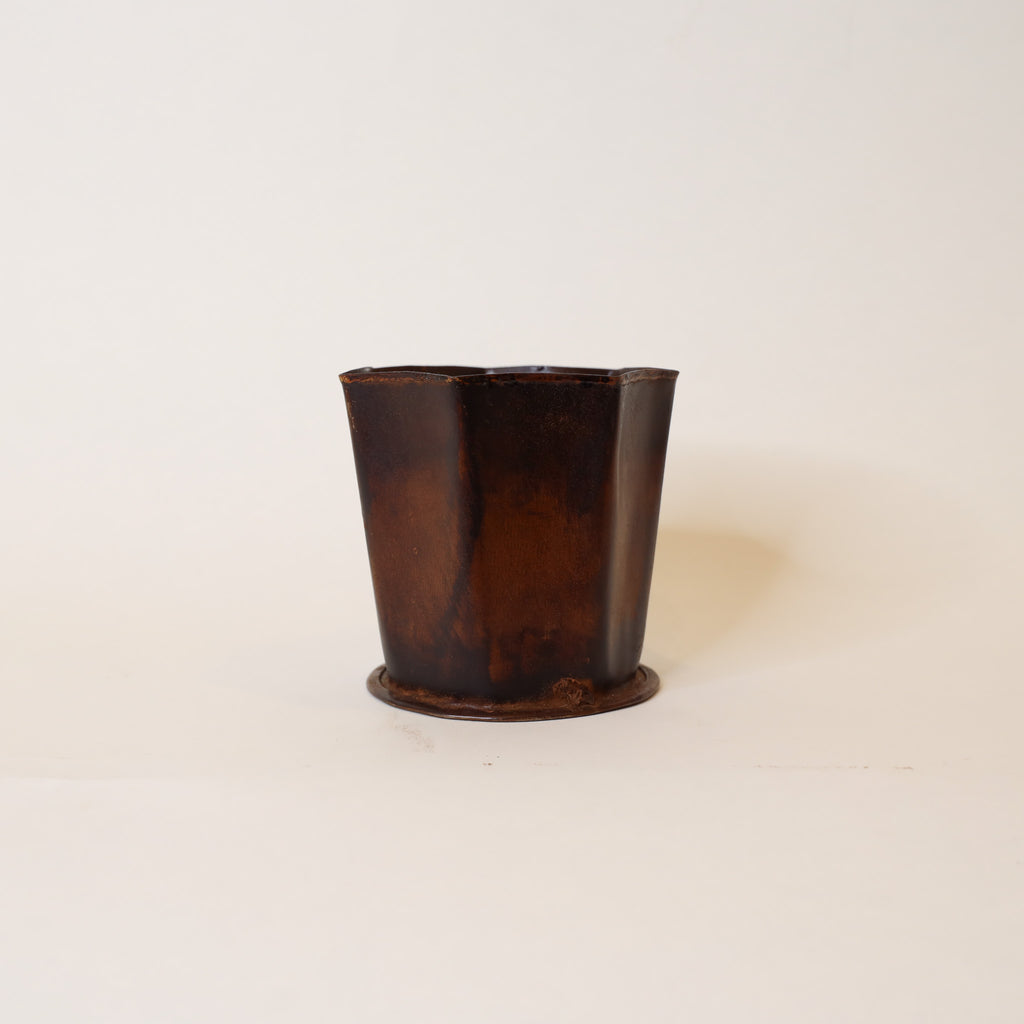 Leathered Fluted Pots