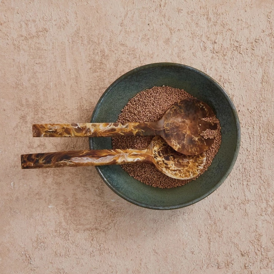 MARBLED SALAD SERVERS