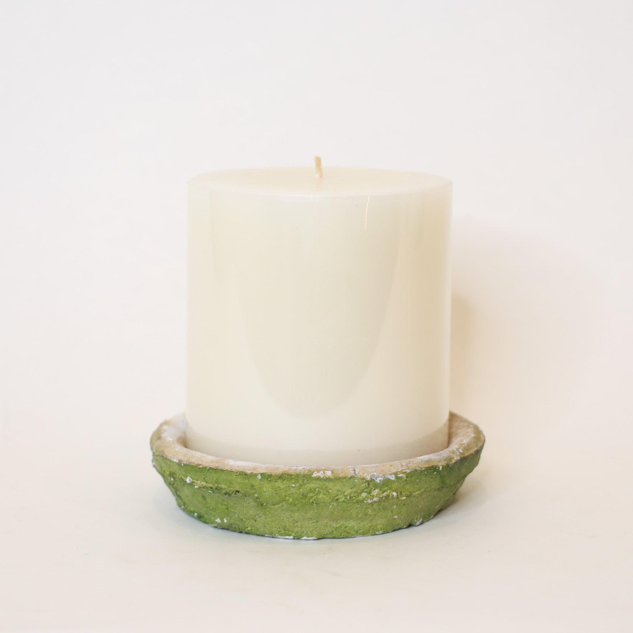 Mossy Terracotta Holder with Pillar Candle