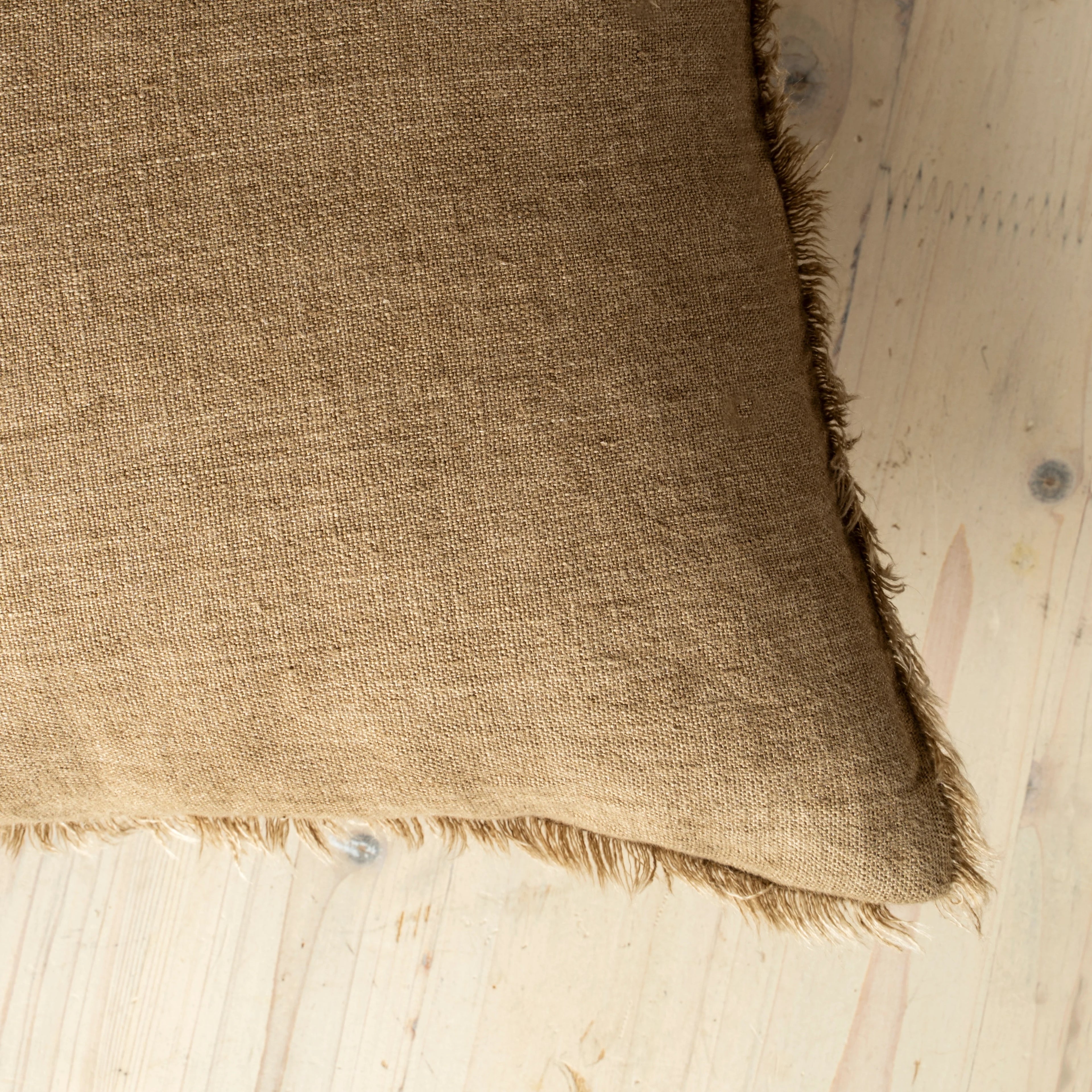 Oversized Lina Linen Throw Pillow | Hazelnut
