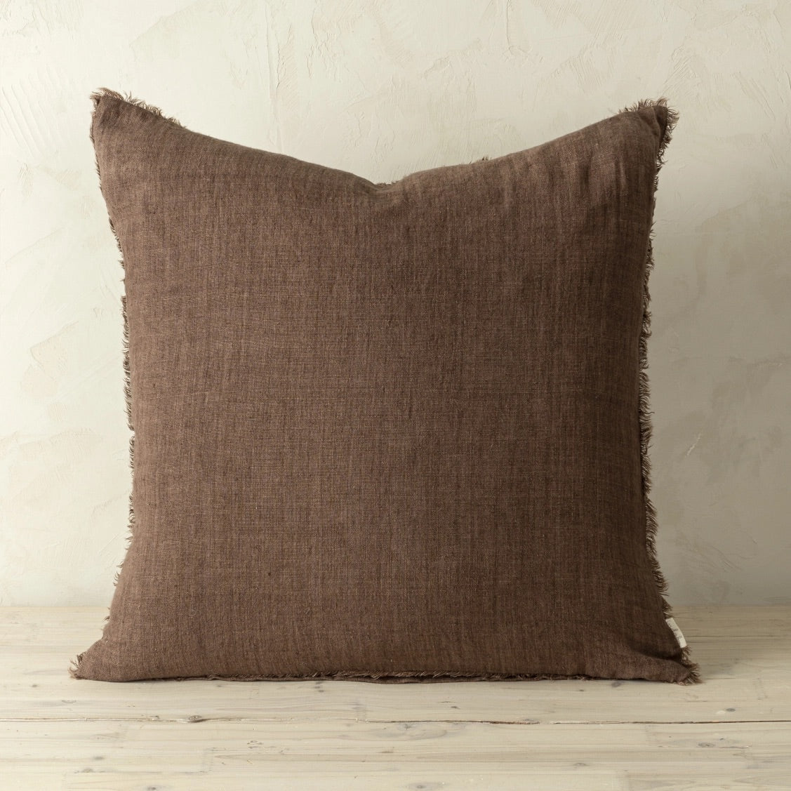 Oversized Lina Linen Throw Pillow | Mocha