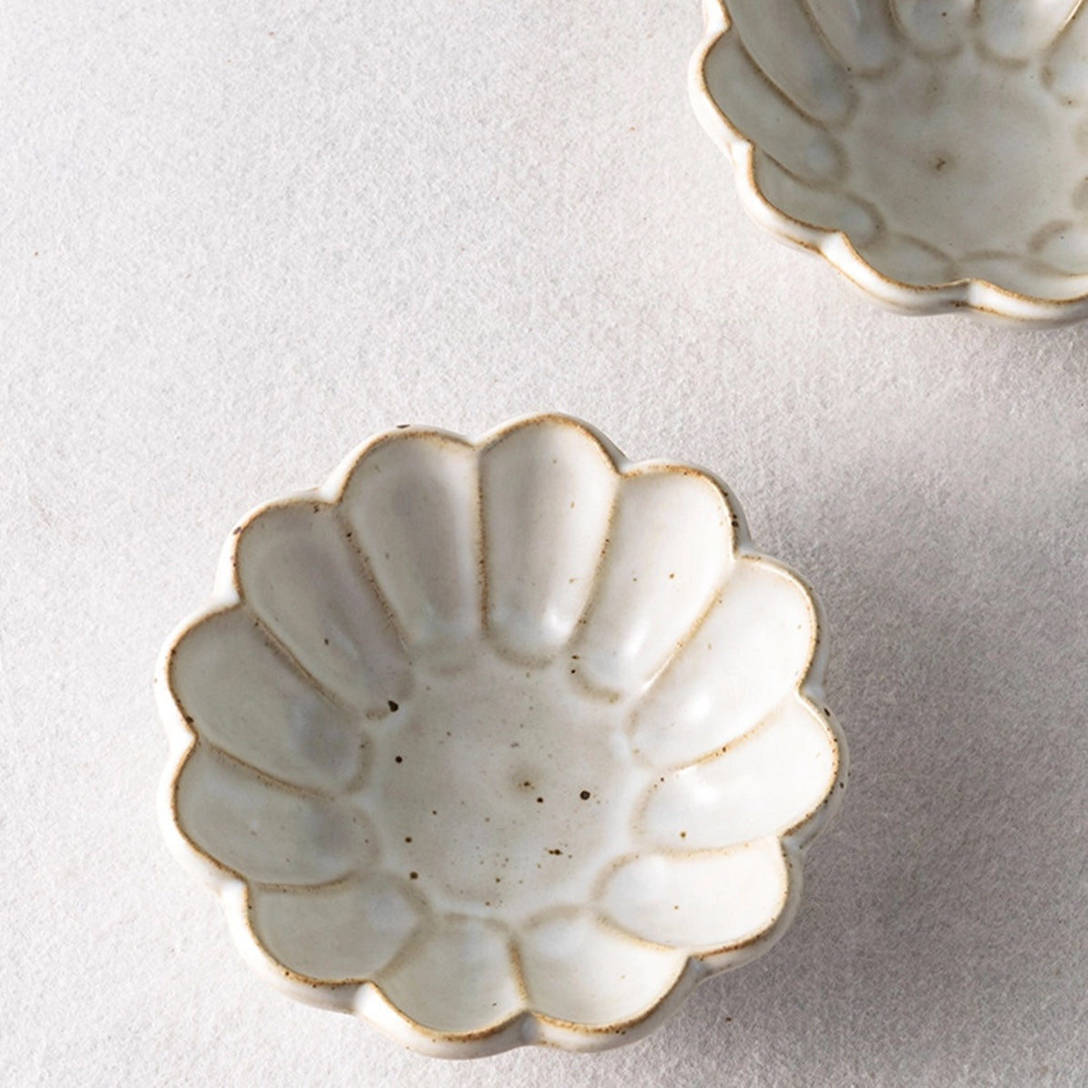 PETAL FOOTED BOWLS