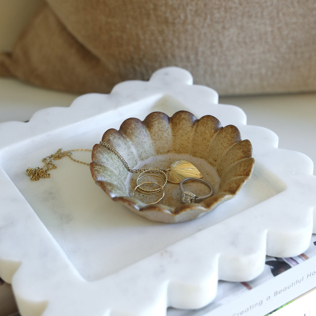 Petal Pinch Bowls