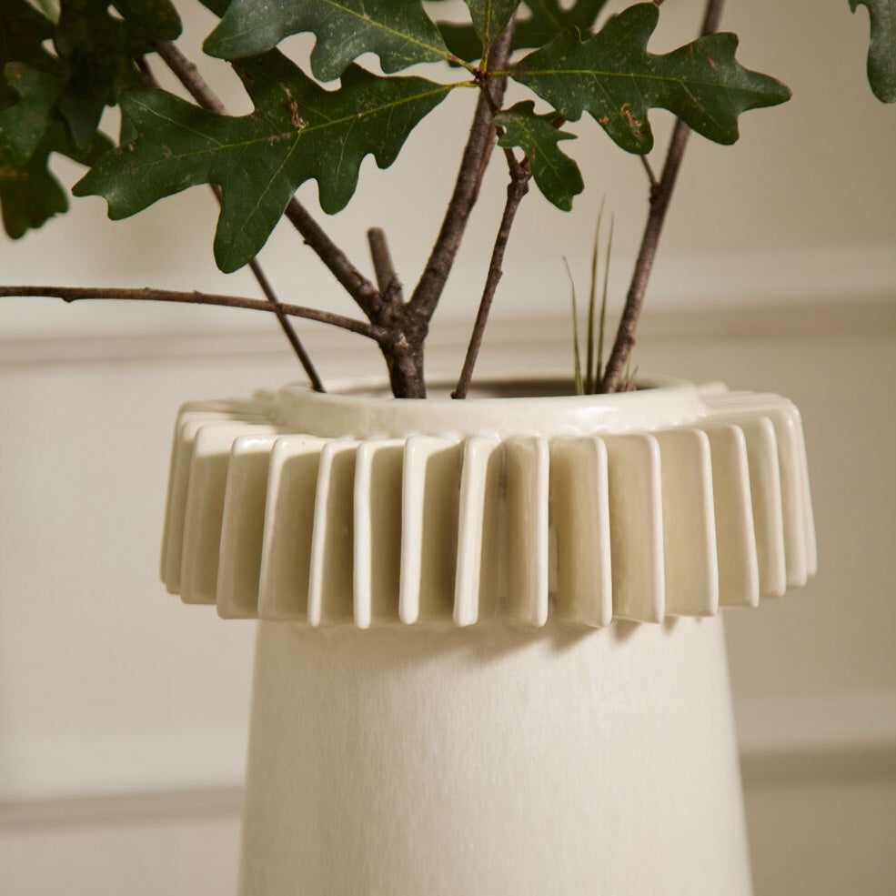 Rhys Vase