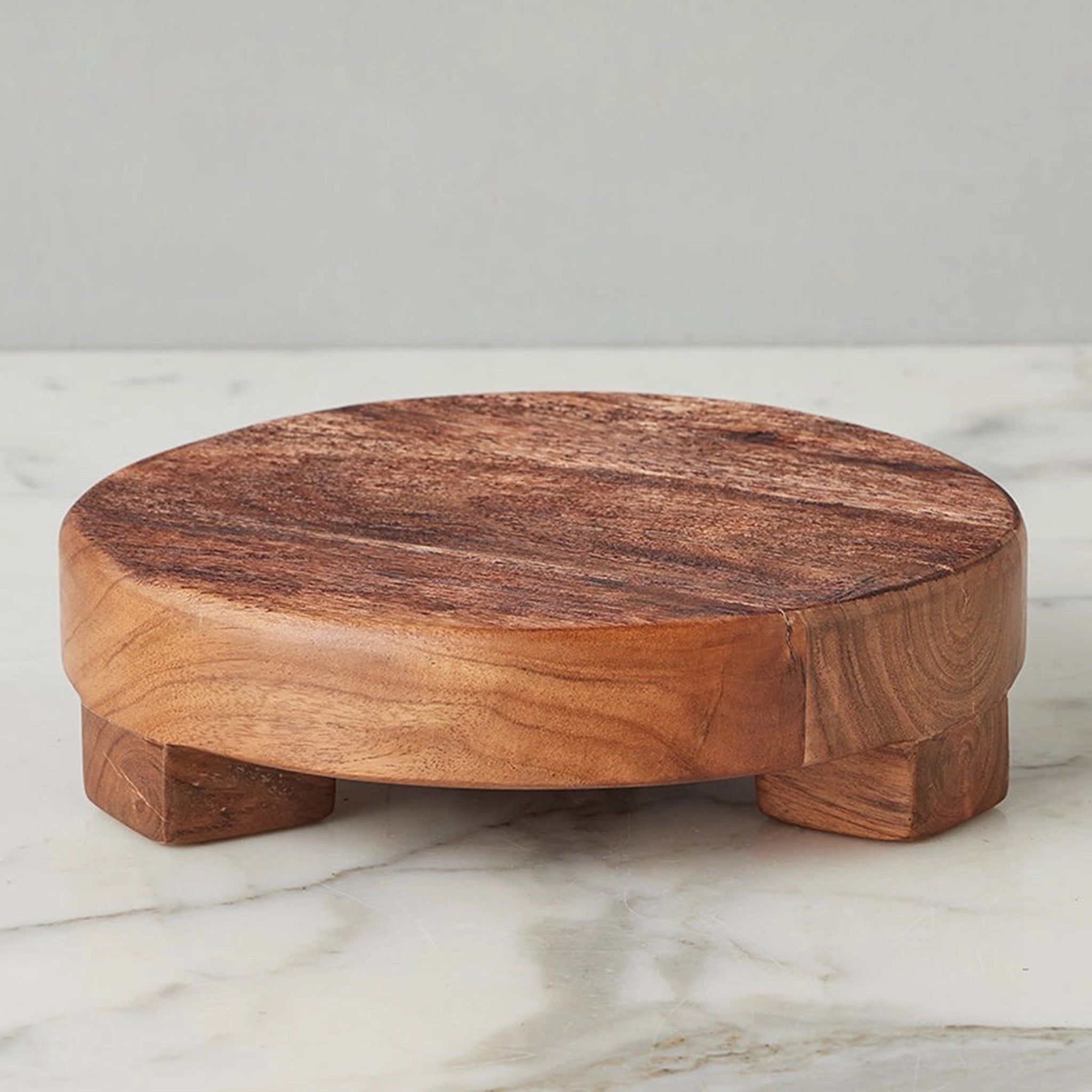 Round Wood Riser