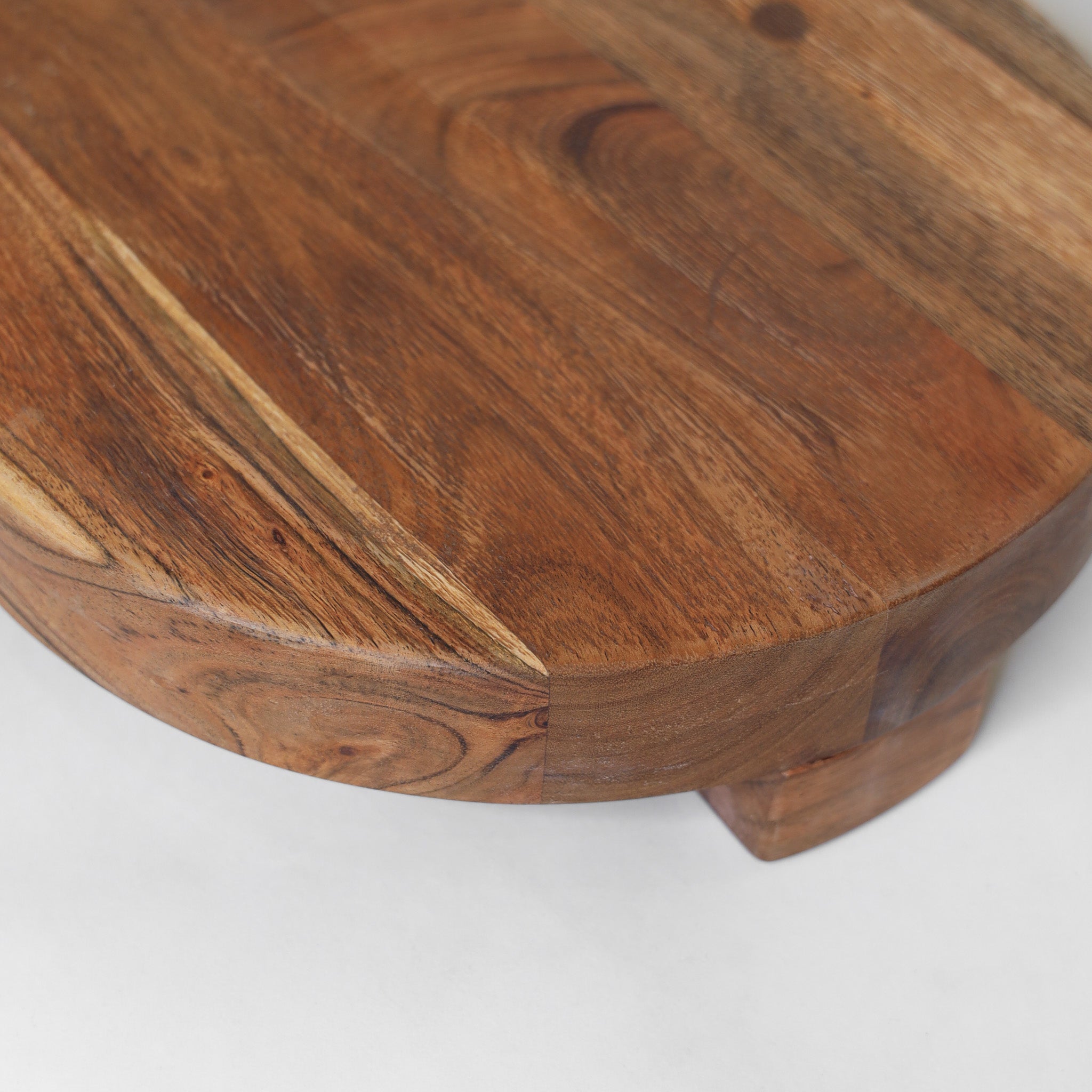 Round Wood Riser