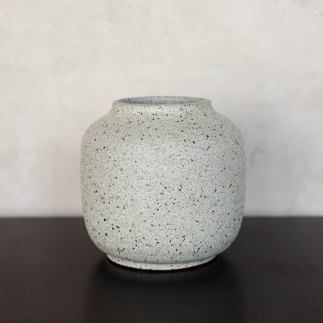 SPECKLED CERAMIC DRUM VASE