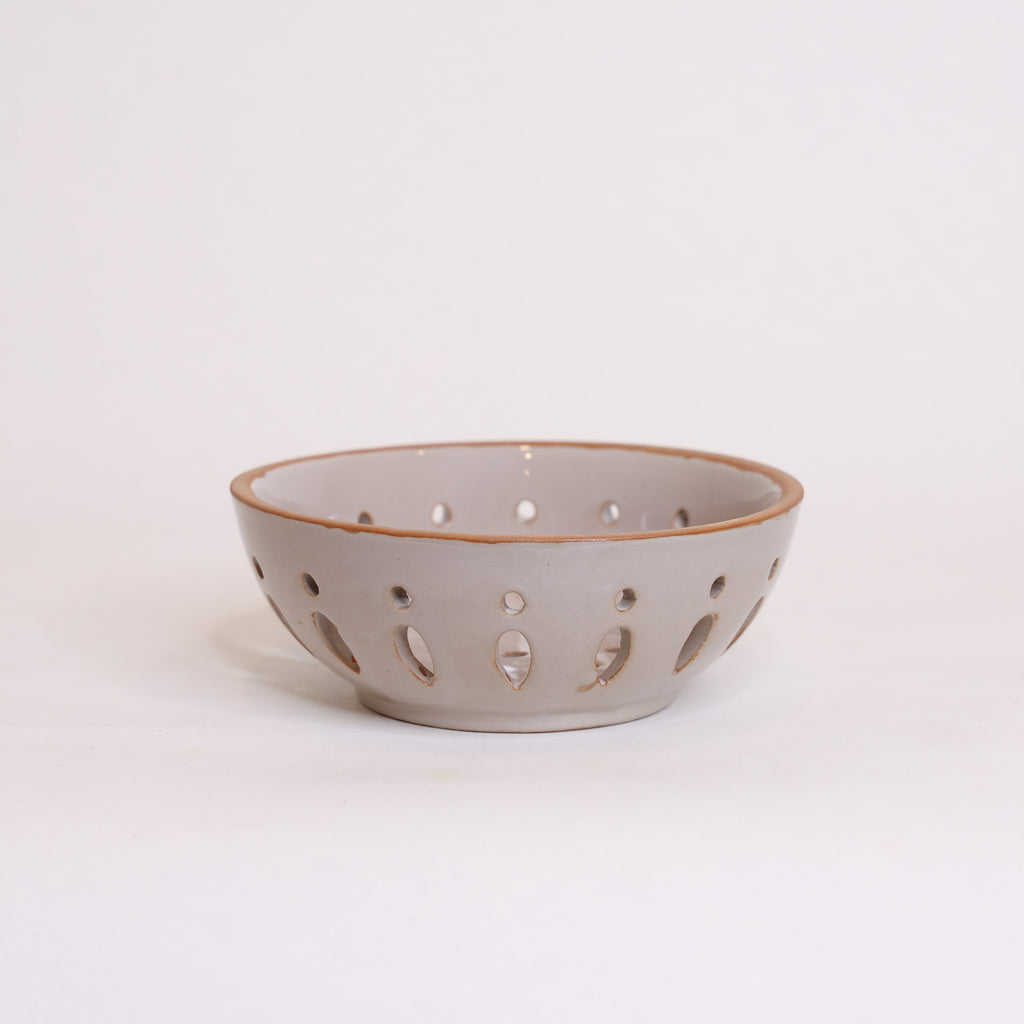 Stoneware Berry Bowl