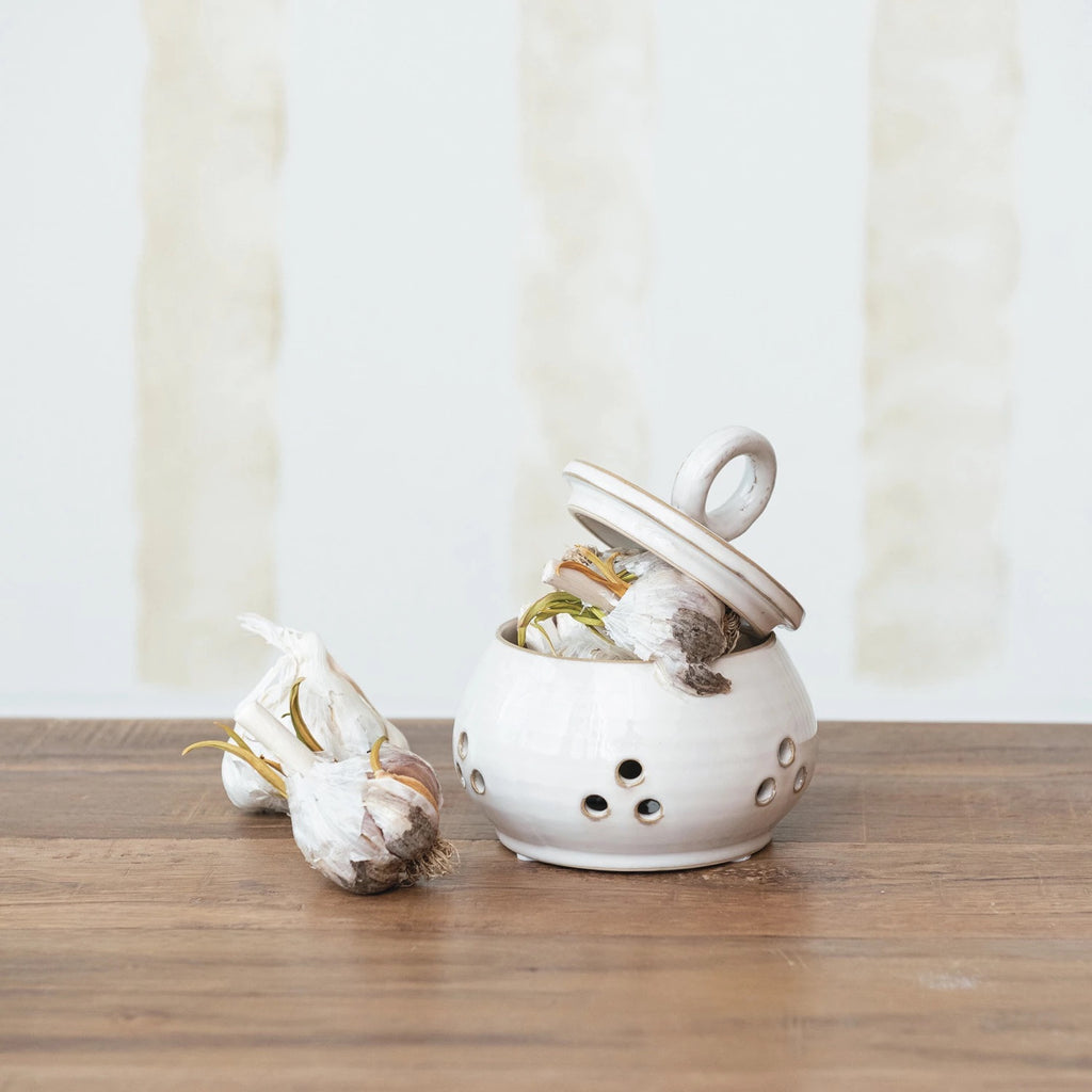 STONEWARE GARLIC KEEPER
